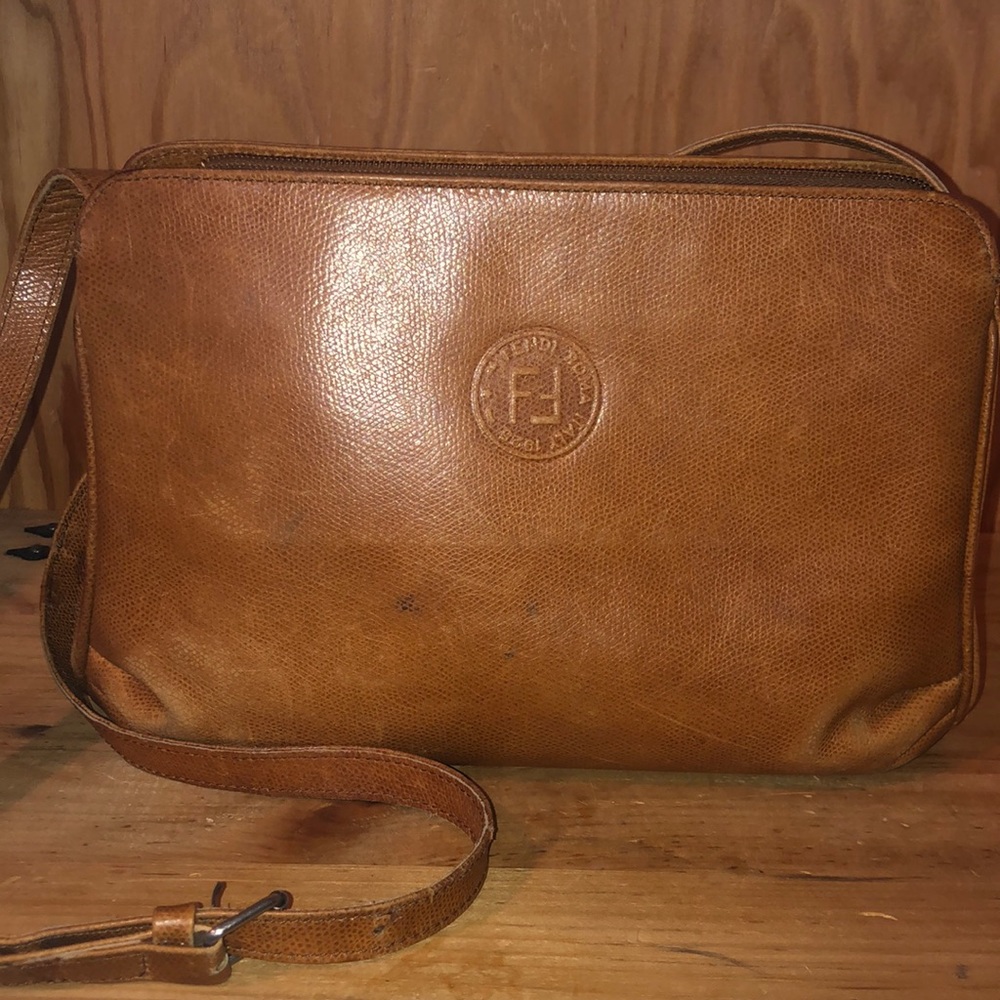 FENDI SHOULDER BAG